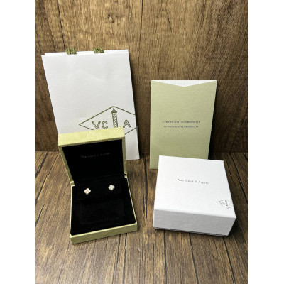 Пусеты Van Cleef Arpels