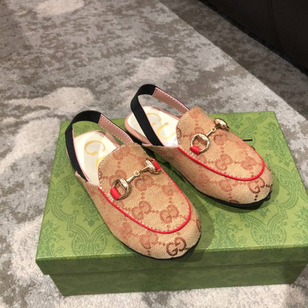 460510. Туфли Gucci.