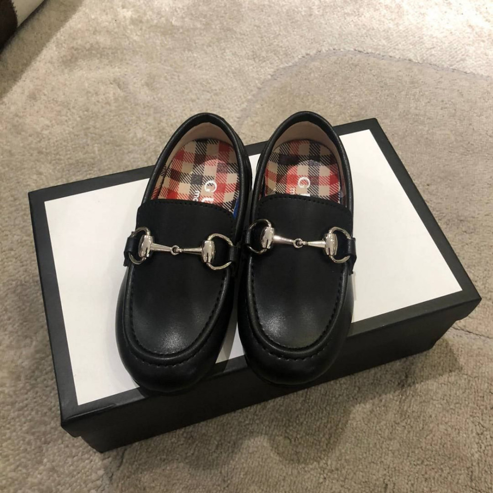490550. Лоферы Gucci.