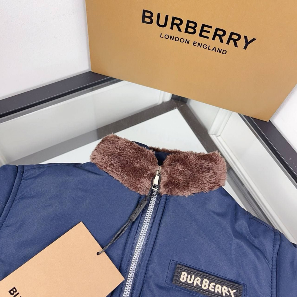 530590. Куртка Burberry. Размеры 90-140. Качество оригинала. B18. D9. burberry