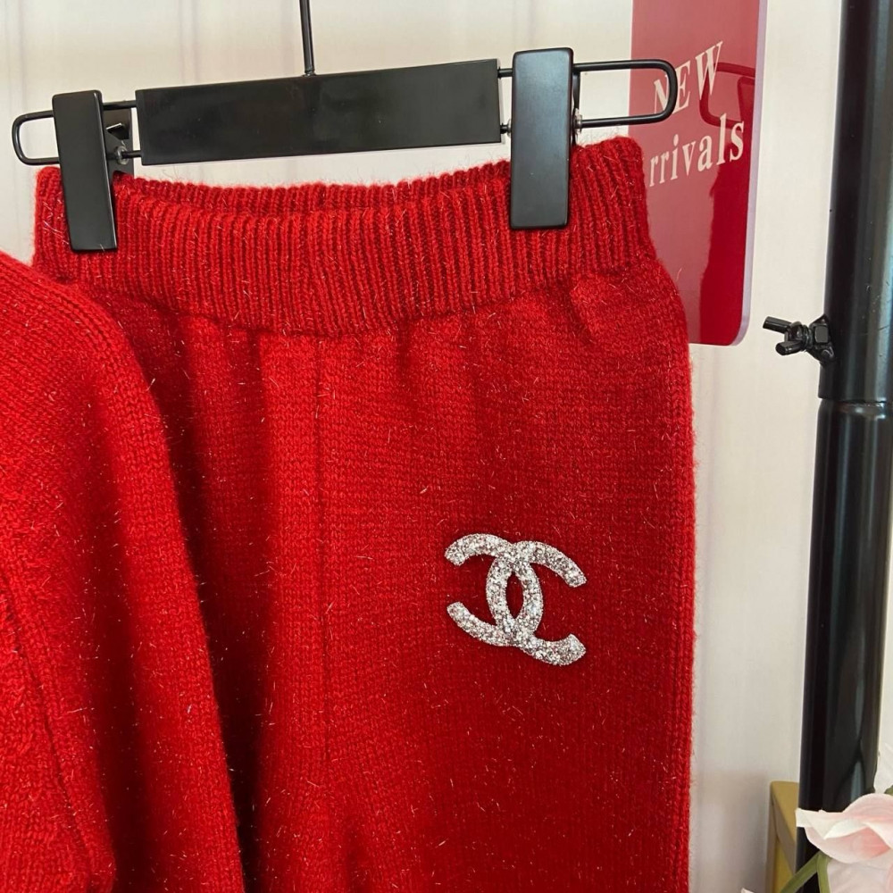 550600. Костюм Chanelсвитерштаны. Размеры 100-160. Качество оригинала. C19. D9. chanel