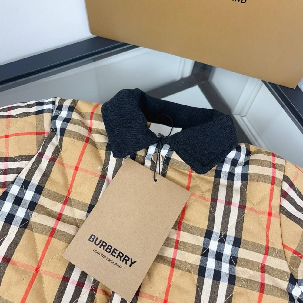 600650. Комбинезон двусторонний Burberry. Размеры 73-100. Качество оригинала. B24. D9. burberry