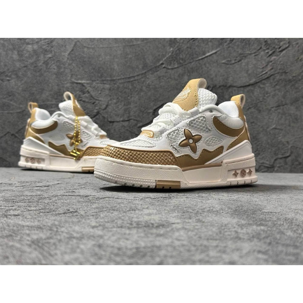 Кроссовки Louis Vuitton.