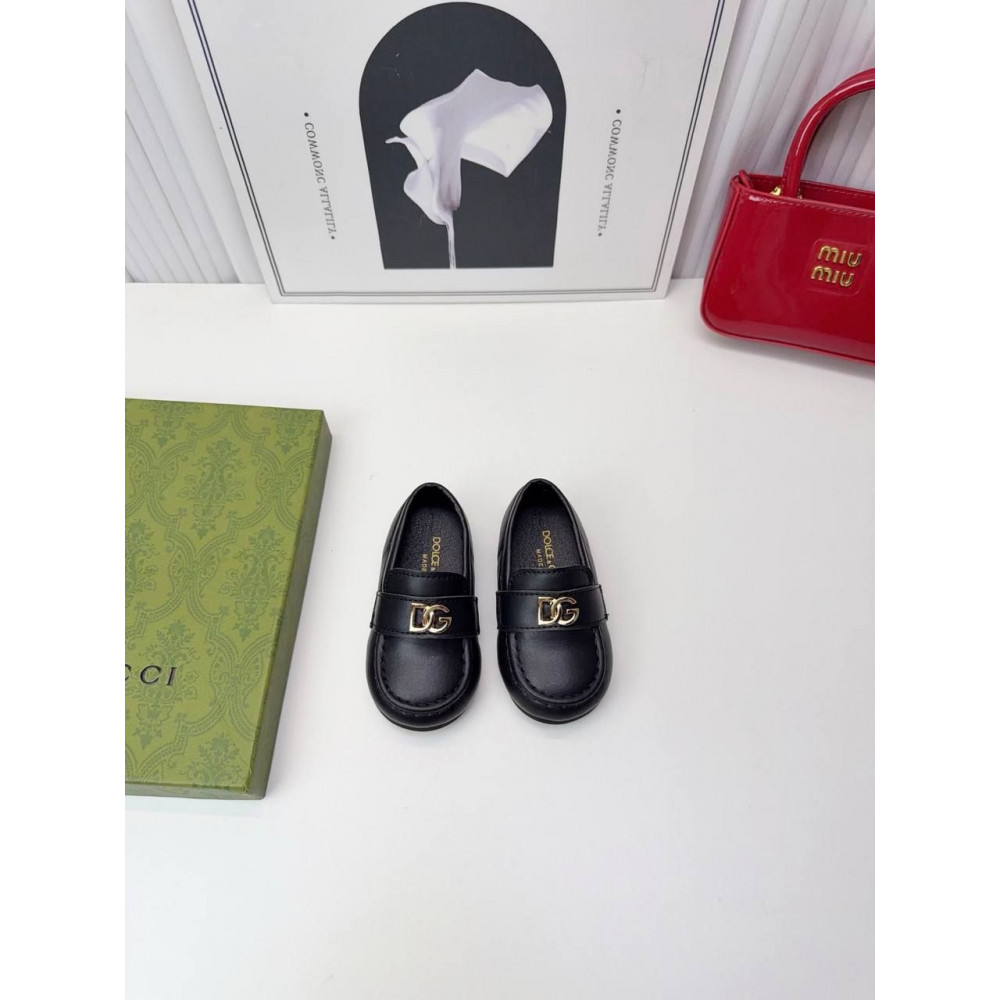 Лоферы DolceGabbana.