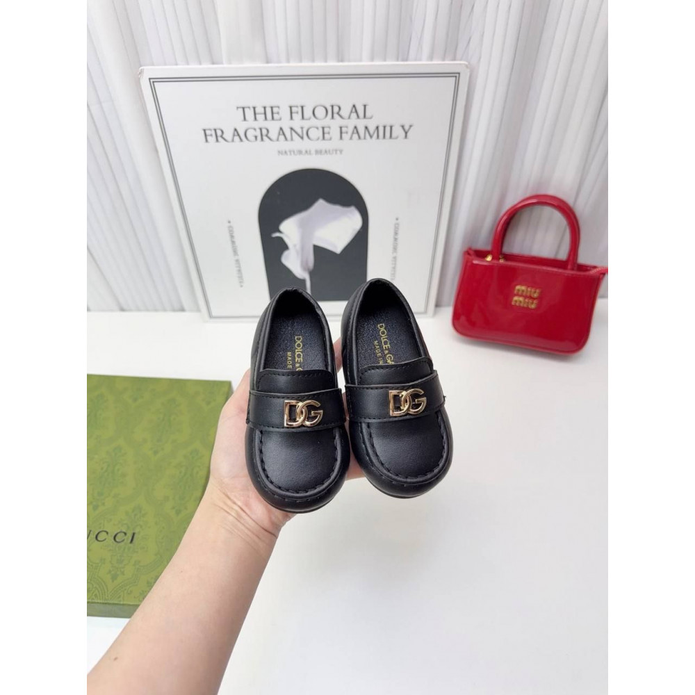 Лоферы DolceGabbana.