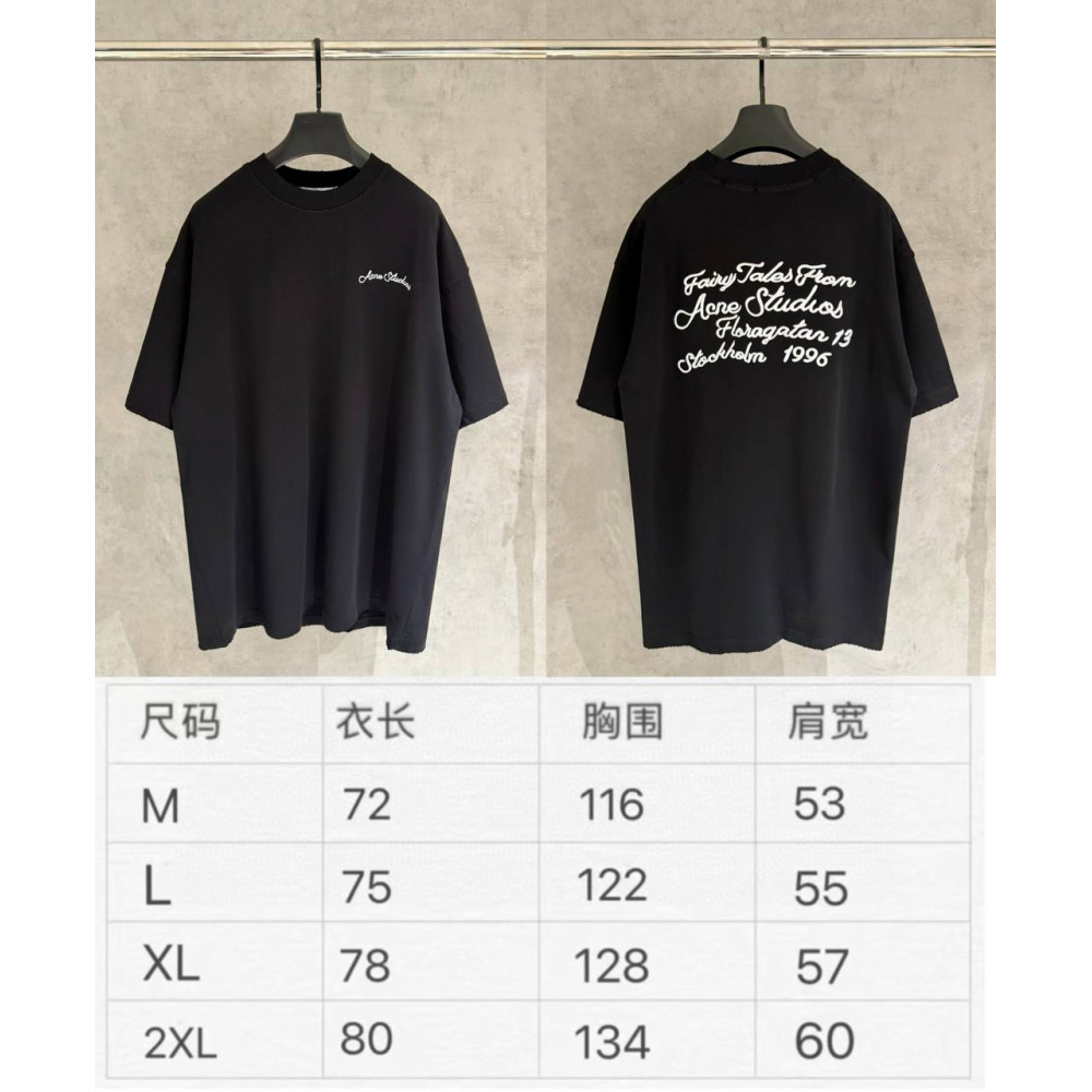 Футболка Acne