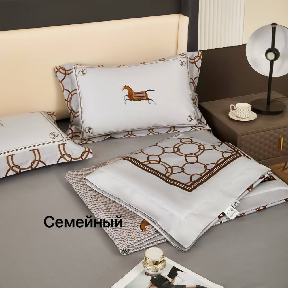 Комплект постельного белья ?? Hermes, семейный с одеялами