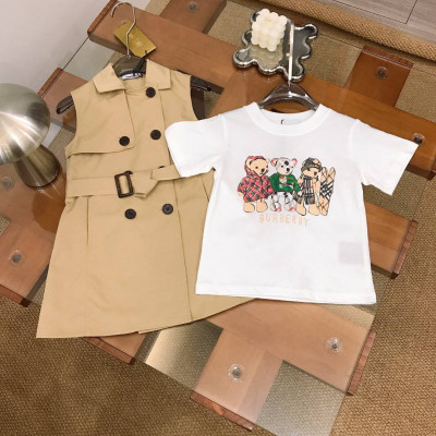 M22.Комплект платье,футболка Burberry.