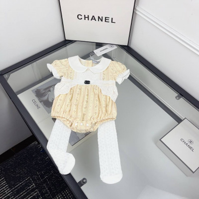 С14. Комплект боди, носки Chanel.