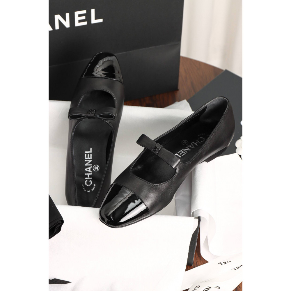 Chanel Mary Jane 25B